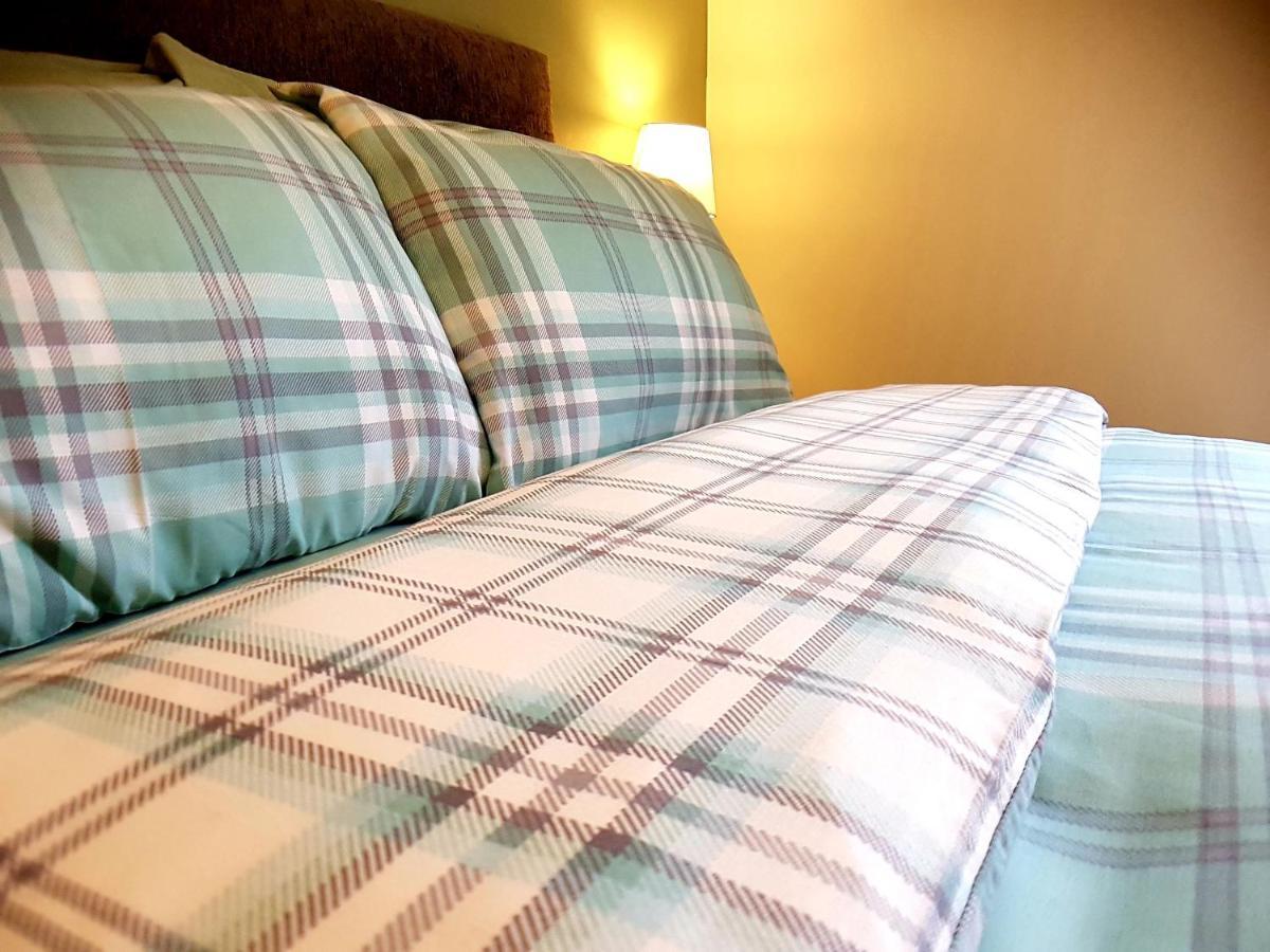 Hill View 2 Bedroom Free Parking Inverness Exterior photo