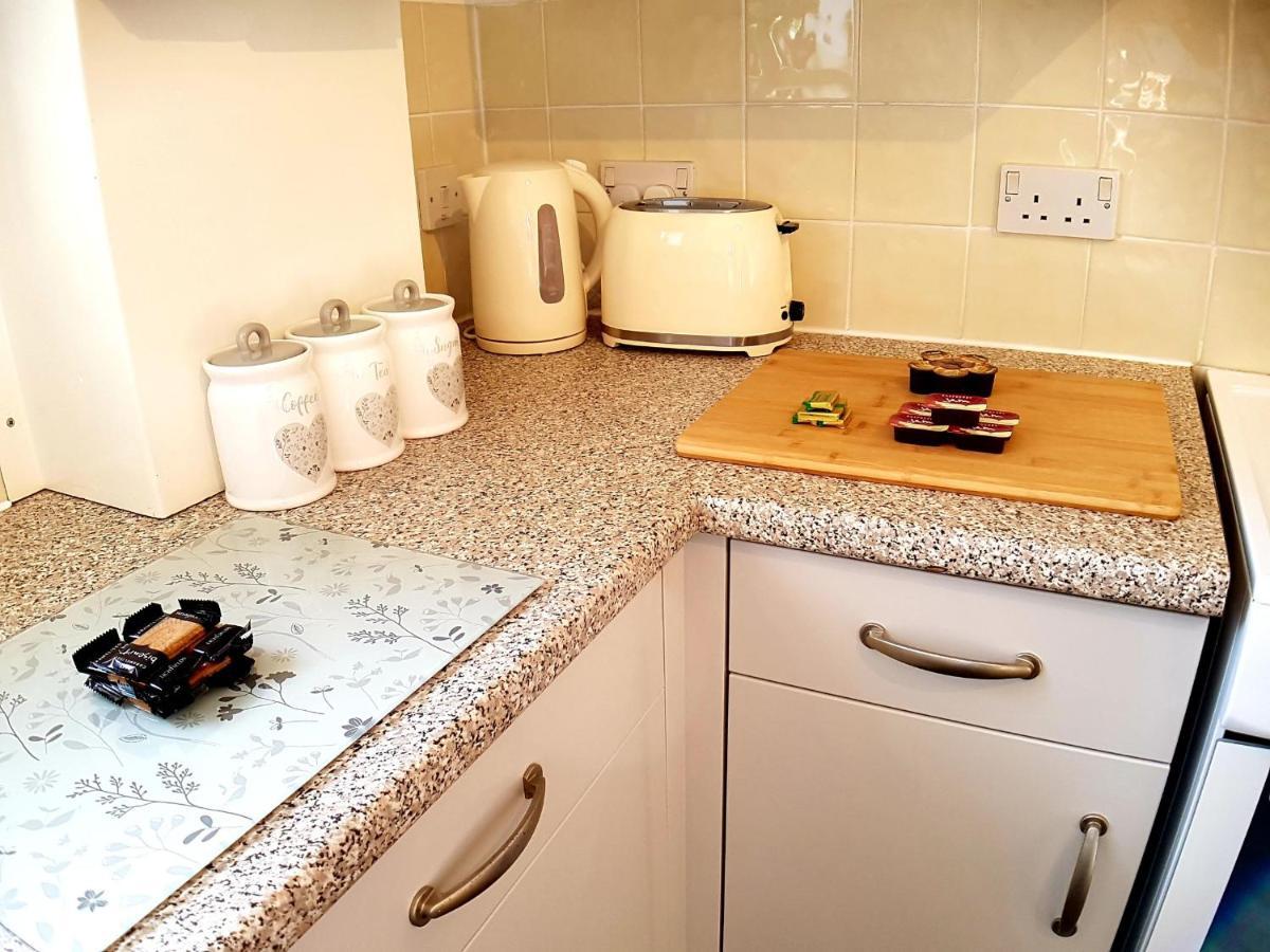 Hill View 2 Bedroom Free Parking Inverness Exterior photo